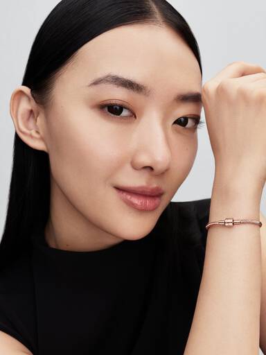 Barrel Clasp Snake Chain Bracelet