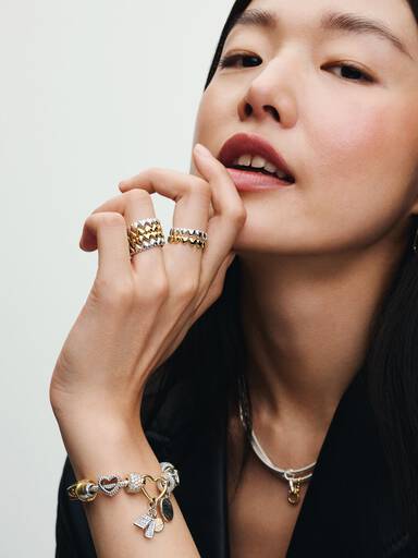 Heart Closure Snake Chain Bracelet