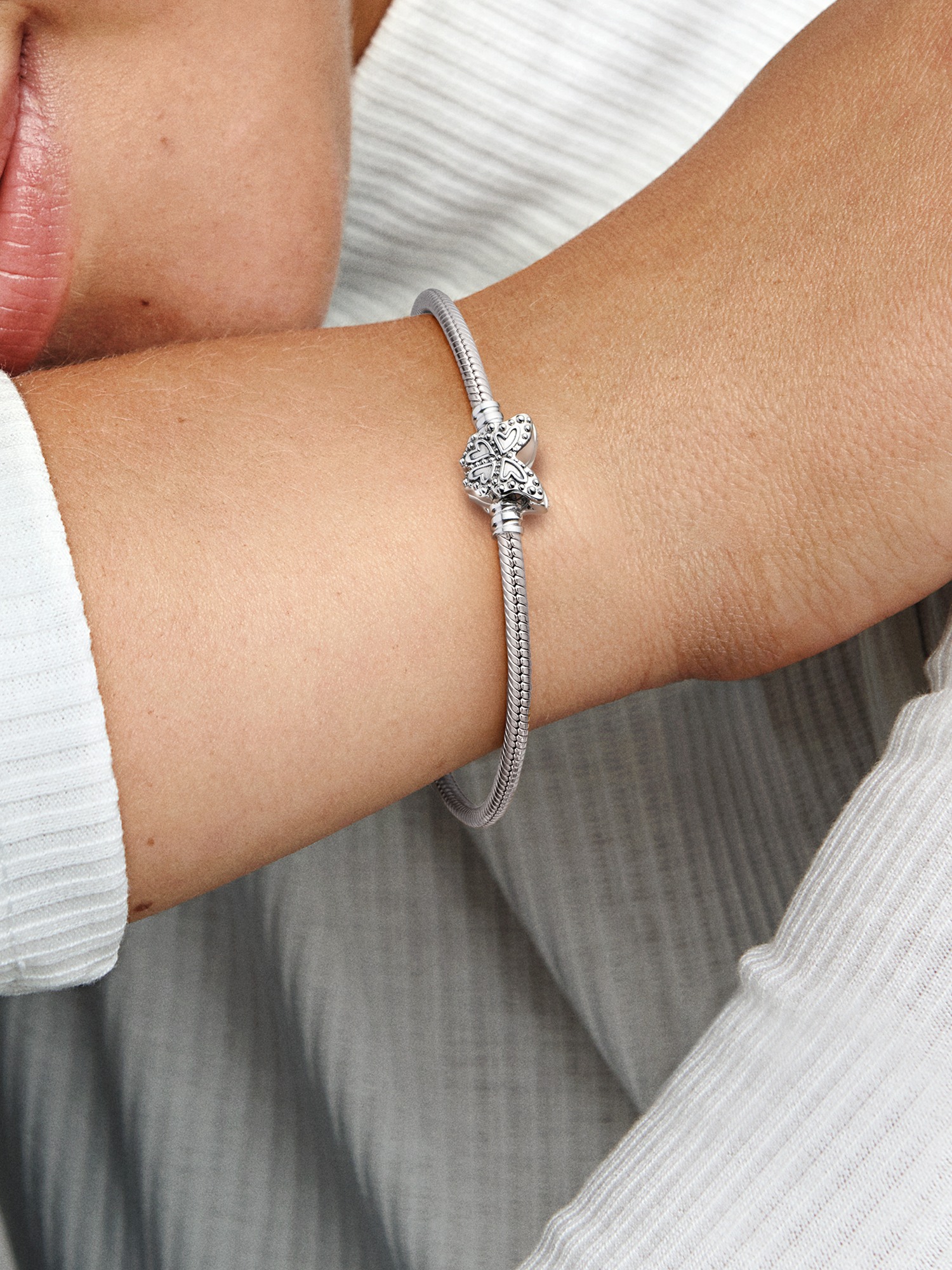 Butterfly Clasp Snake Chain Bracelet | スターリングシルバー
