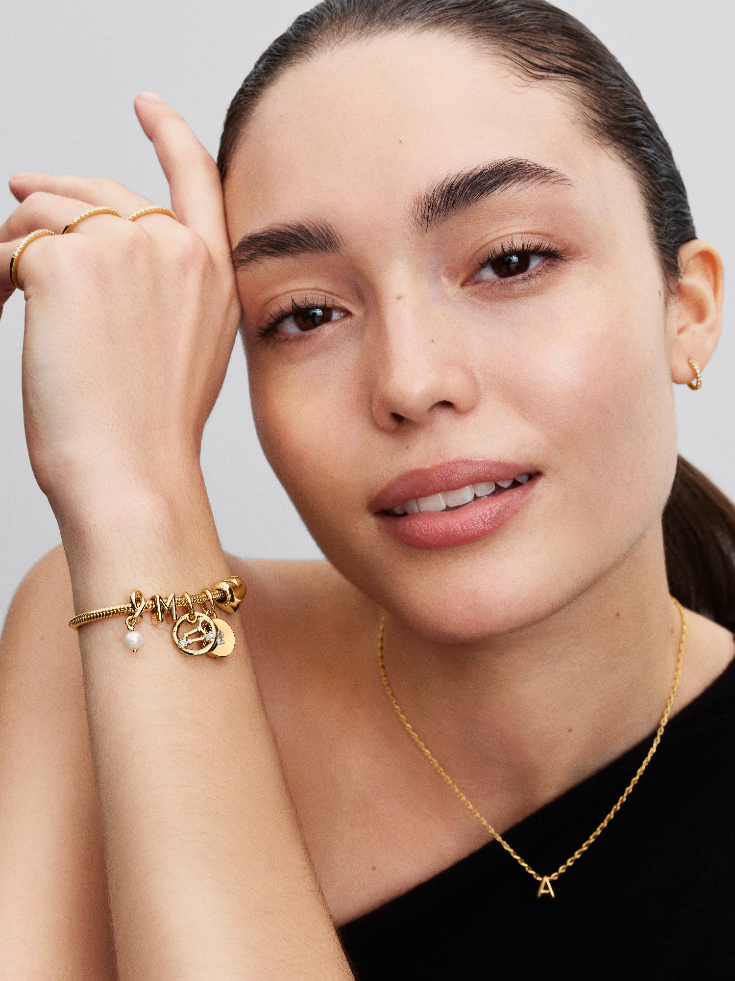 は*び様 インフ二ティチャーム＋ Heart Clasp＆Snake Chain Pandora Moments Heart Clasp Snake Chain Bracelet | ゴールドプレー