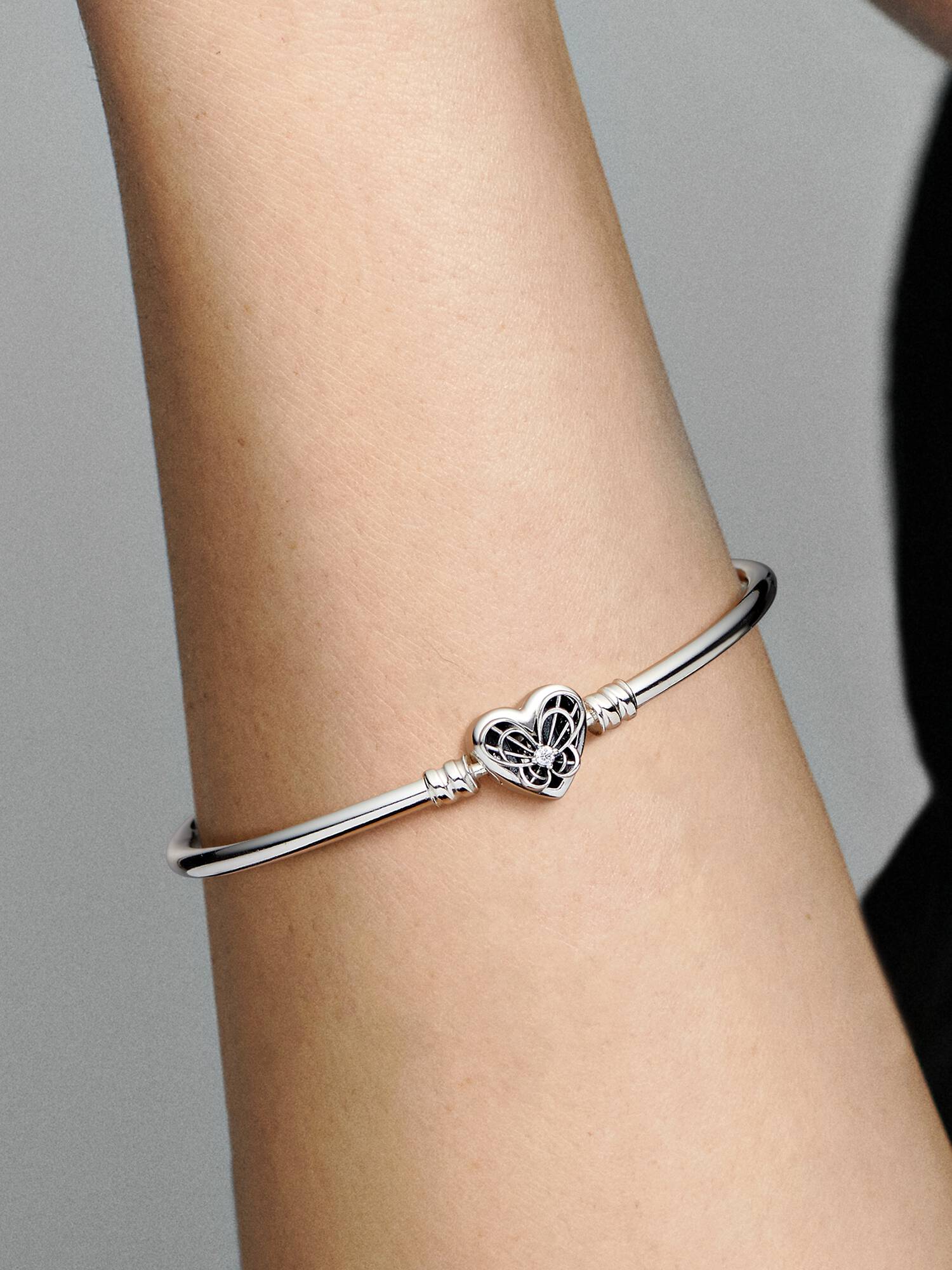 Pandora Moments Heart & Butterfly Bangle