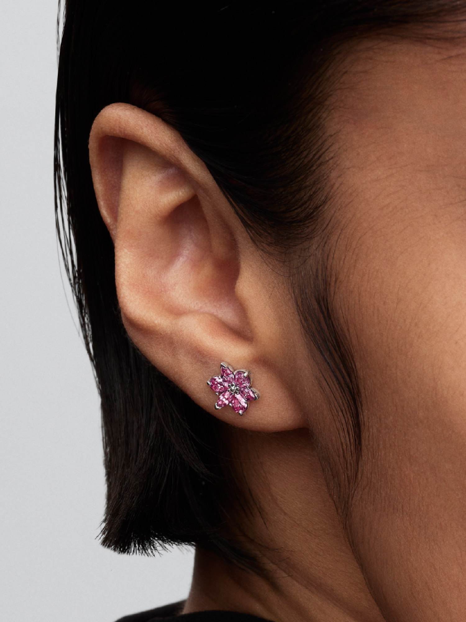 Herbarium Sparkling Pink Flower Stud Earrings | スターリング