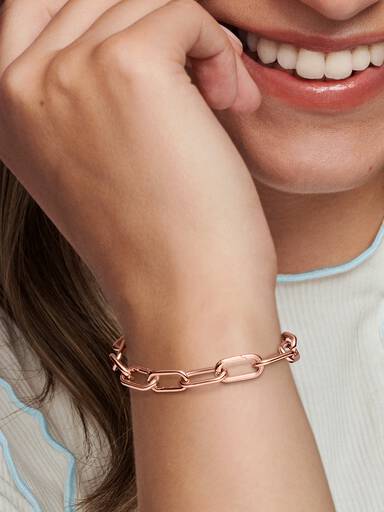 Pandora ME Round Clasp Medium-Link Chain Bracelet