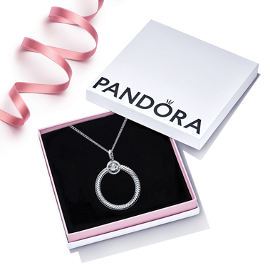 彼女へのアクセサリープレゼント | ジュエリー | Pandora JP