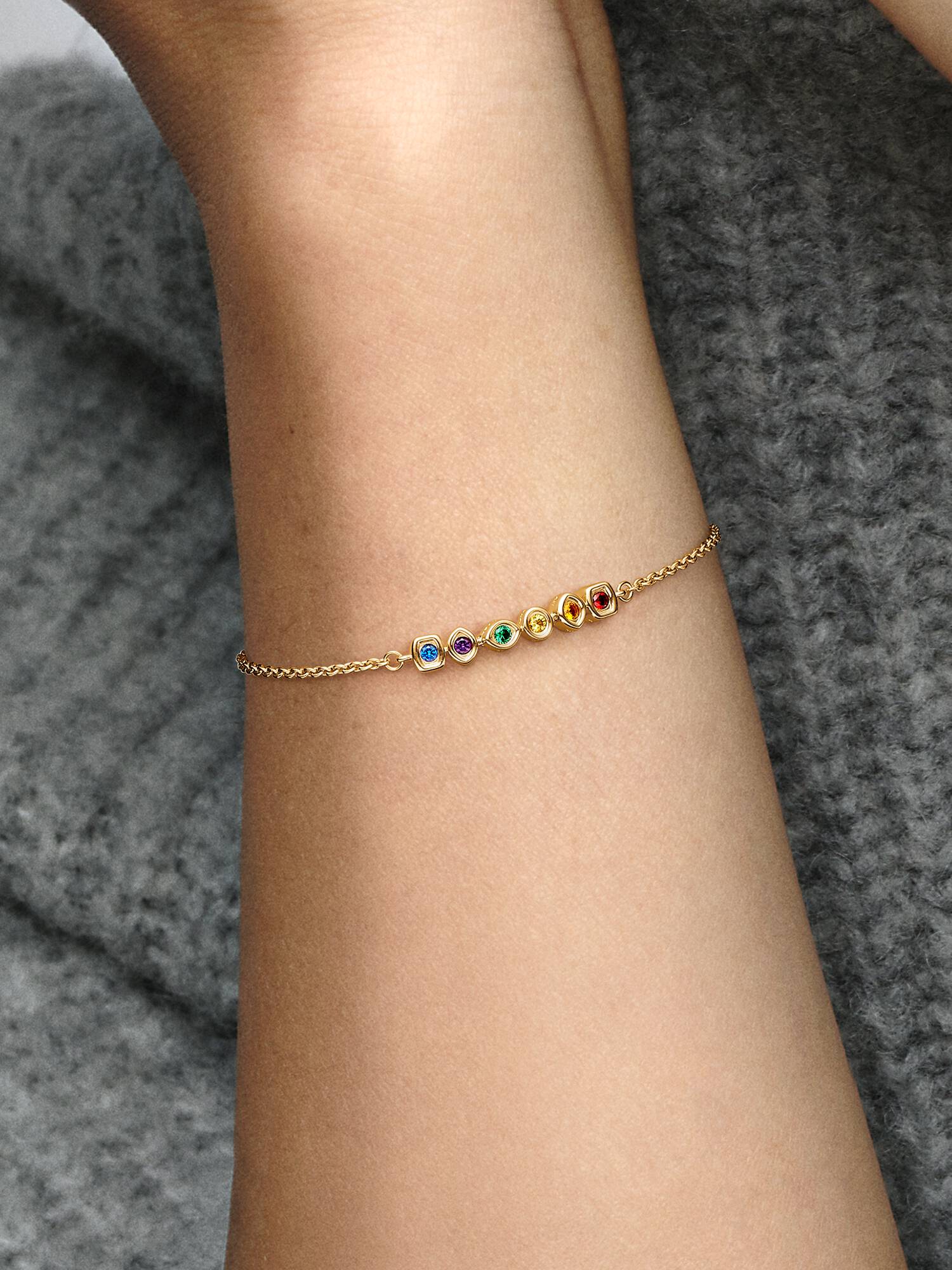 Marvel The Avengers Infinity Stones Chain Bracelet