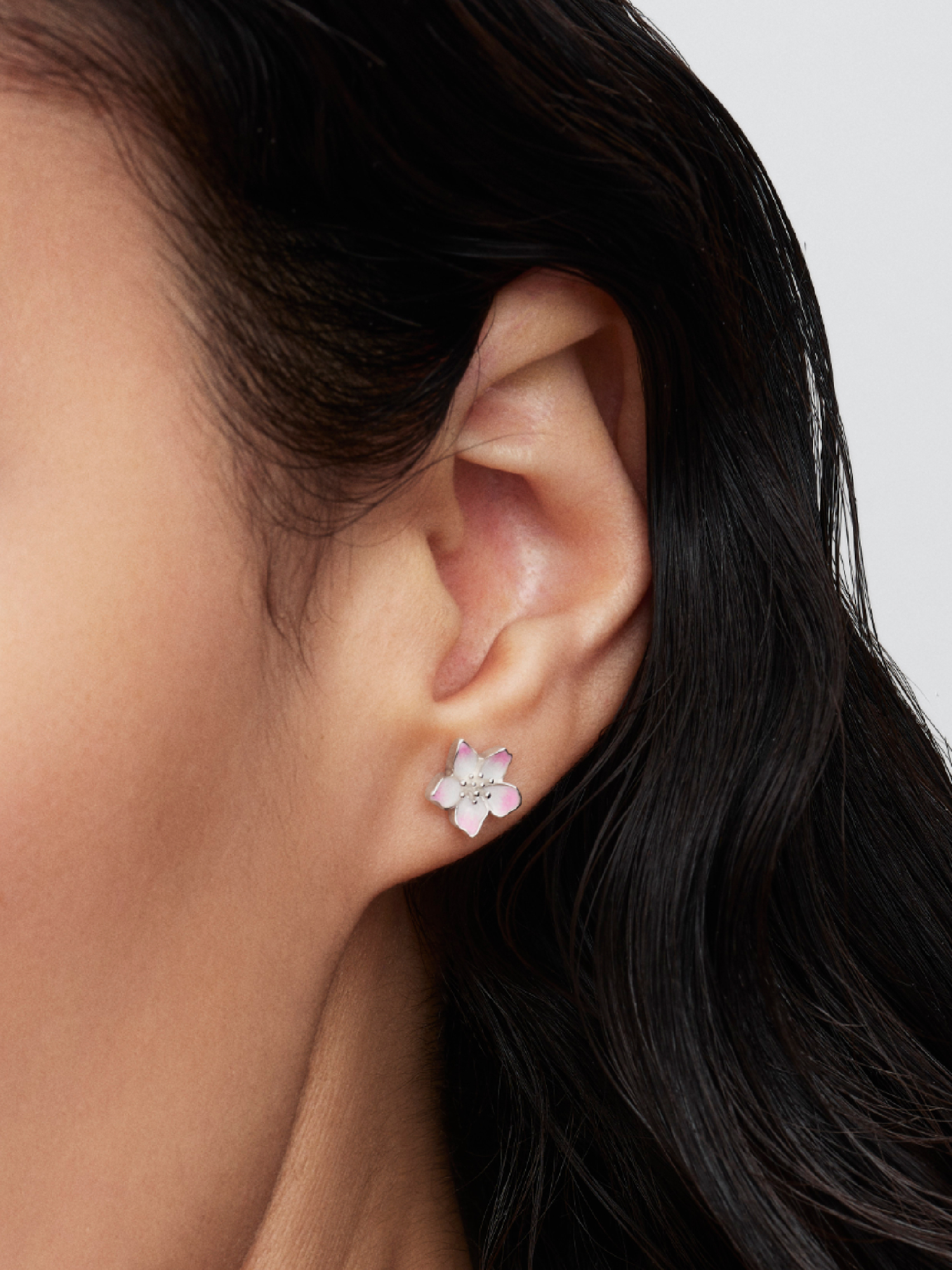 Cherry Blossom Stud Earrings | スターリングシルバー | パンドラ'