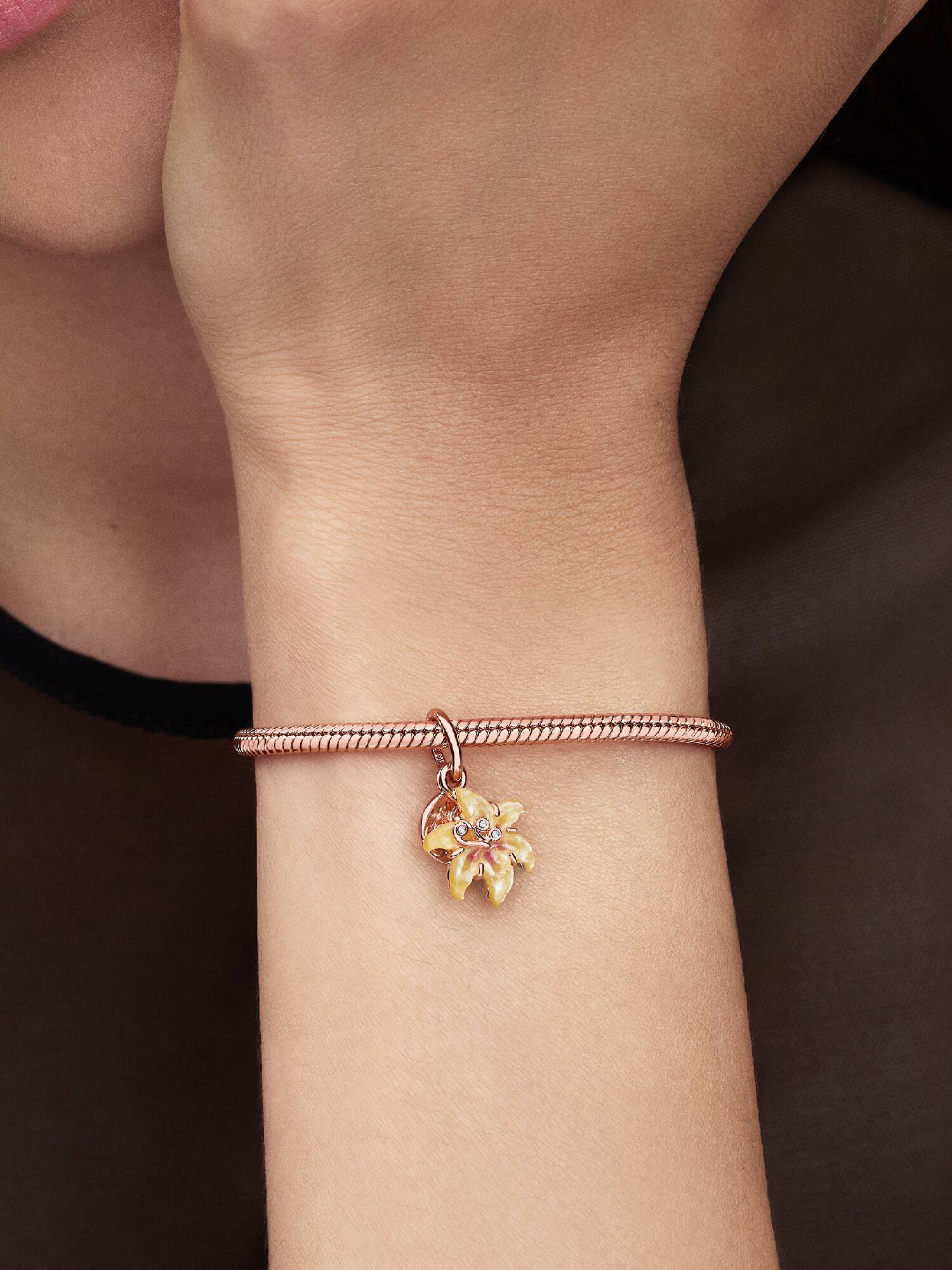 Disney Tangled Sundrop Flower Glow-in-the-dark Charm