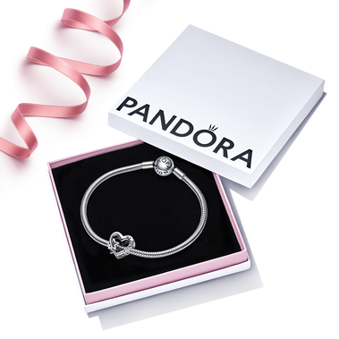 パンドラ　PANDORA ネックレスとブレスレット