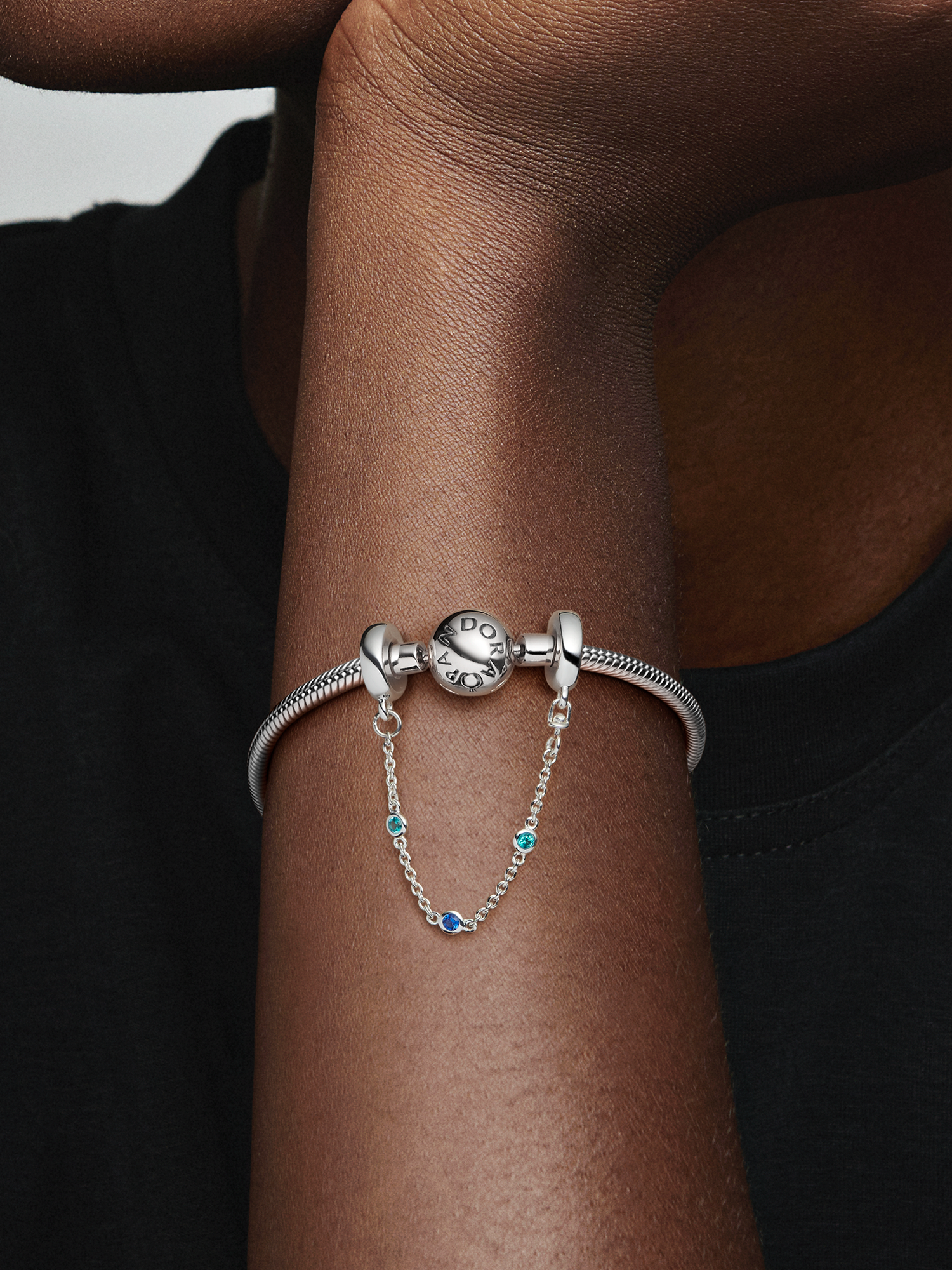 Triple Blue Stone Safety Chain | スターリングシルバー | パンドラ'