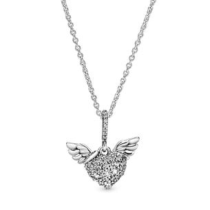 Pavé Heart and Angel Wings ネックレス