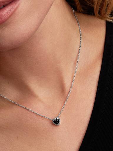 Elevated Heart Collier Necklace