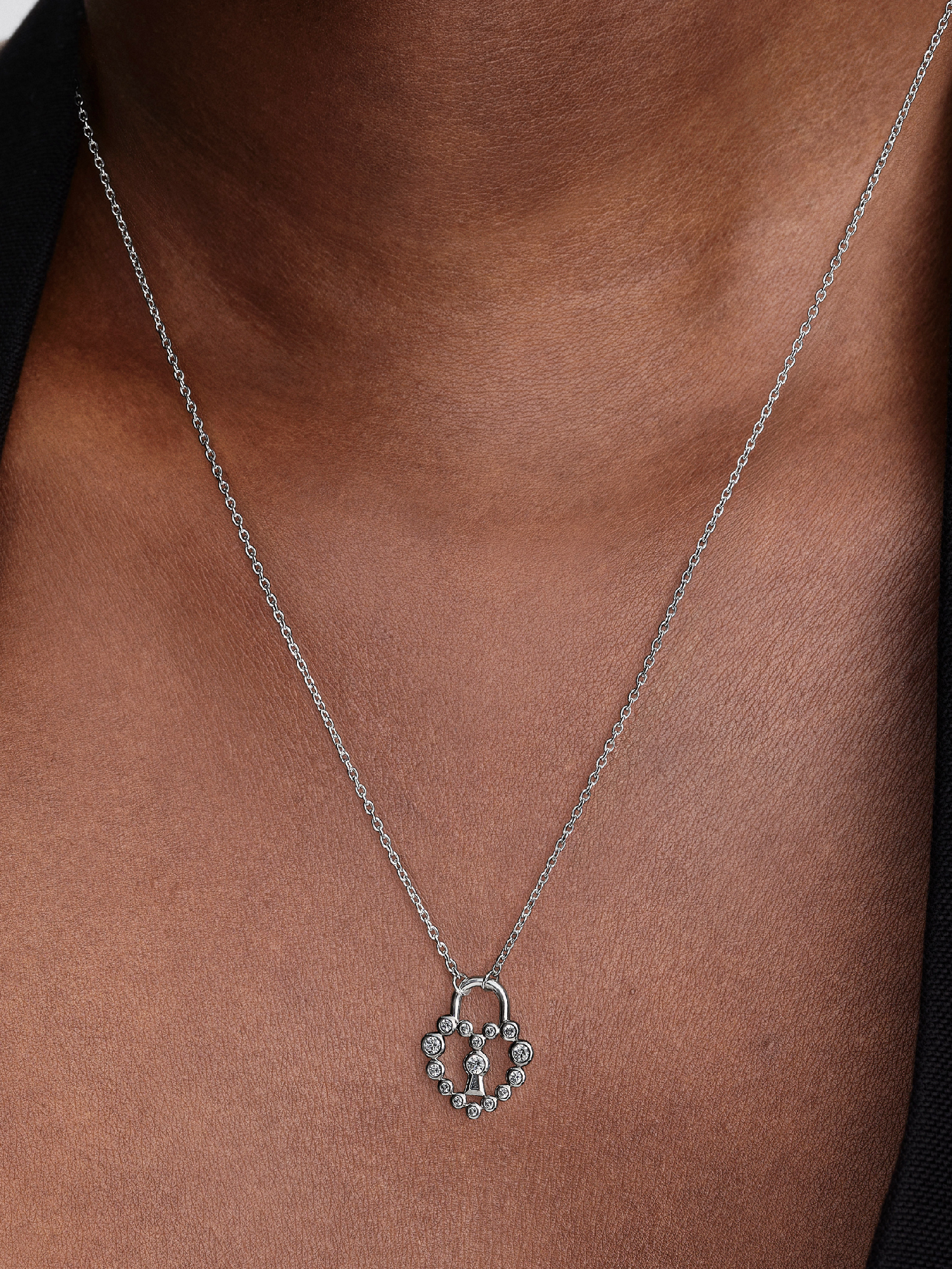 【値下げ】Pandora シルバー リングモチーフ ネックレス Sparkling Heart Padlock Pendant Necklace | スターリングシルバー