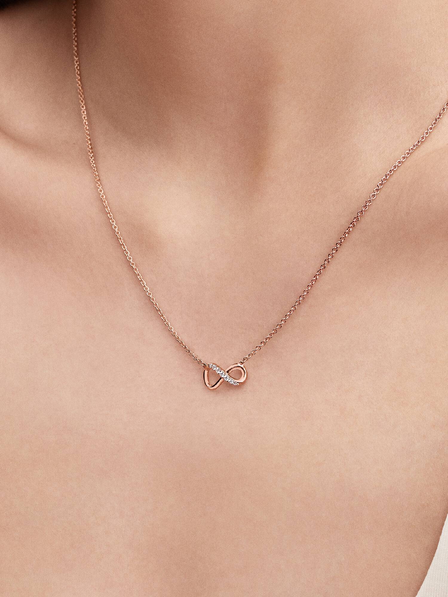 Sparkling Infinity Collier Necklace