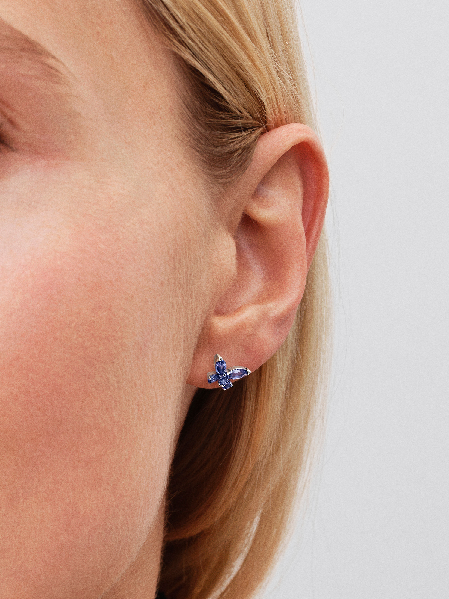Butterfly Stud Earrings | スターリングシルバー | パンドラ'