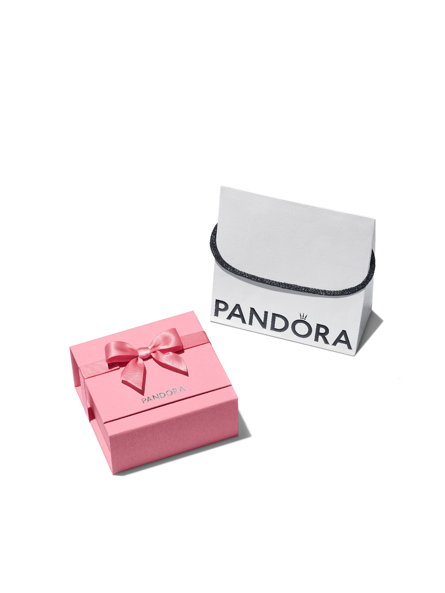 Official Pandora™ | Handcrafted Jewelry 2024